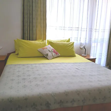 House Prodanovi Pensjonat 4*