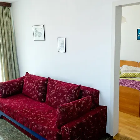 House Prodanovi Pensjonat