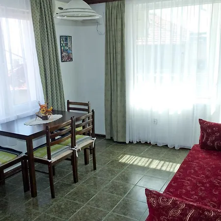 House Prodanovi Гостевой дом Созополь