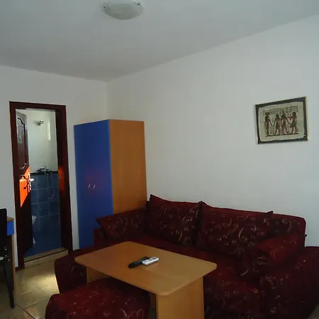 House Prodanovi Konukevi 4*