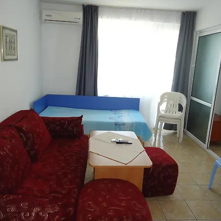 House Prodanovi 4*
