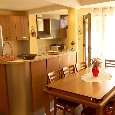 House Prodanovi